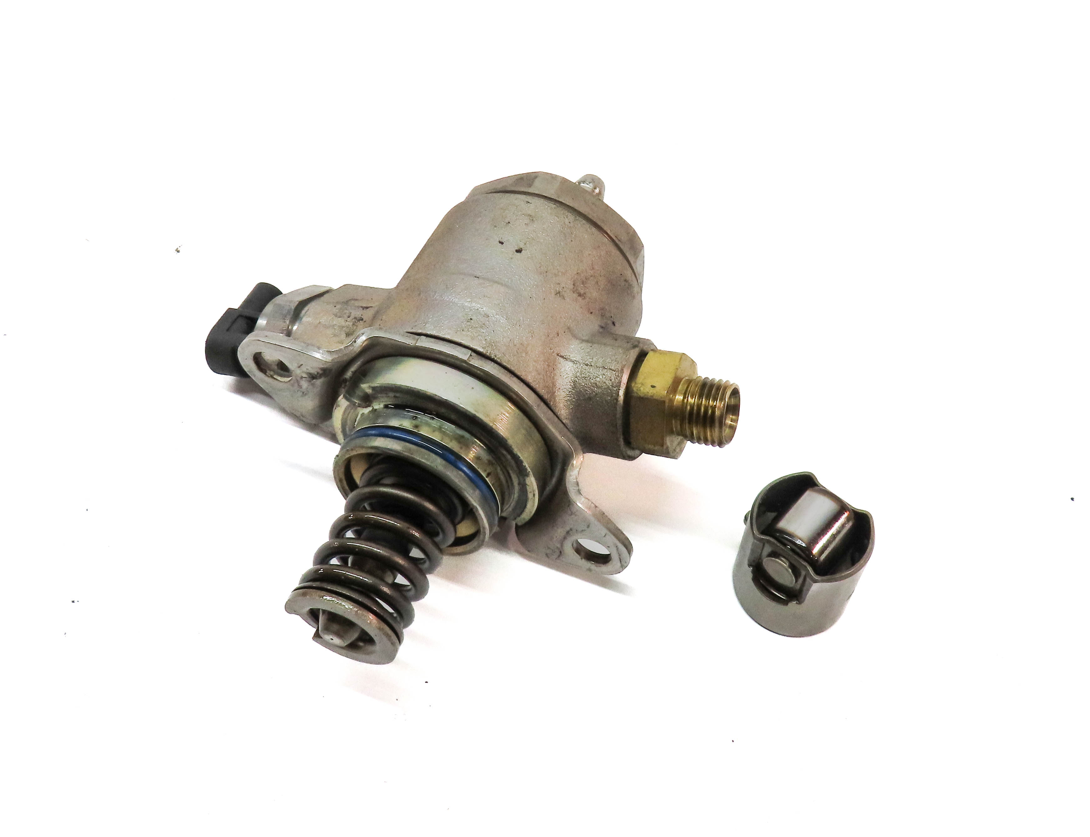 13-17 AUDI A4 A5 A6 Q5 TT (B8 C7 8K 8T 8R MK3) 2.0L ENGINE MECHANICAL FUEL PUMP — exact item pictured